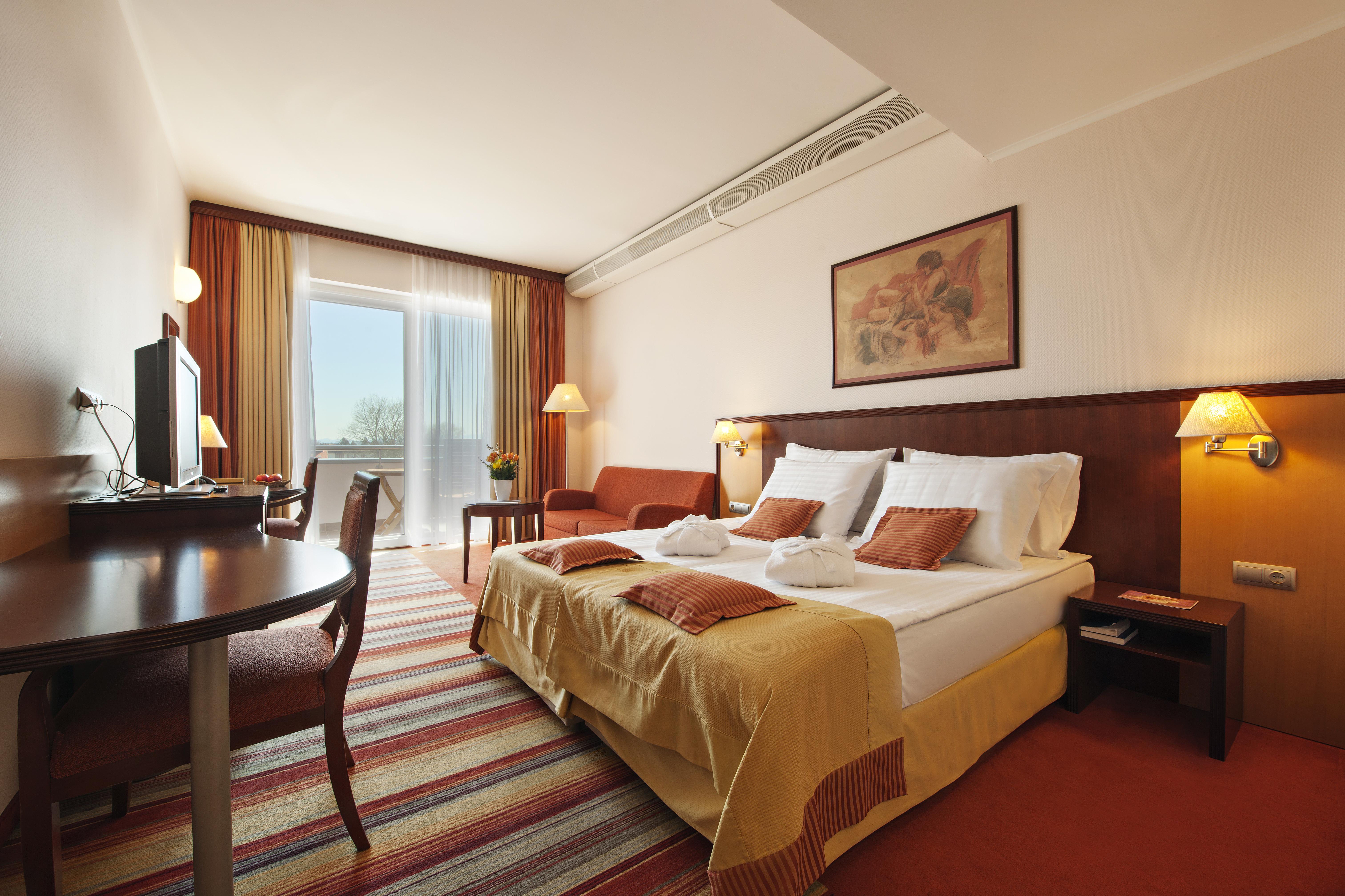 Grand Hotel Primus - Terme Ptuj - Sava Hotels & Resorts エクステリア 写真